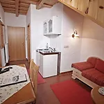 Klara Birnbaum Hotel