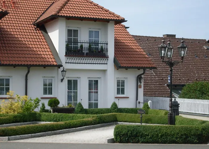 Klara Birnbaum Hotel