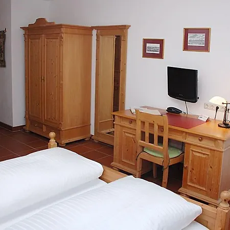 Klara Birnbaum Hotell 3*